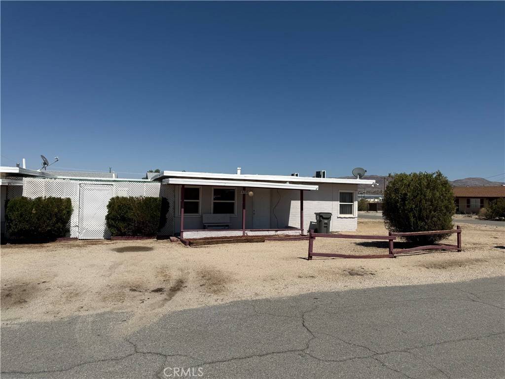 29 Palms, CA 92277,6733 Tamarisk AVE
