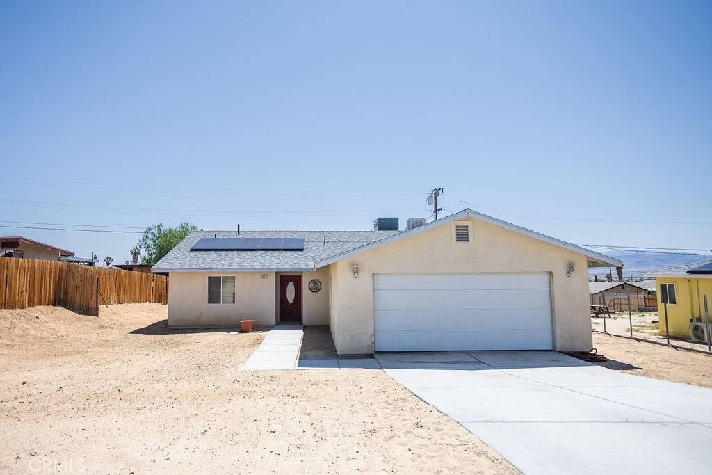 29 Palms, CA 92277,6025 Abronia AVE