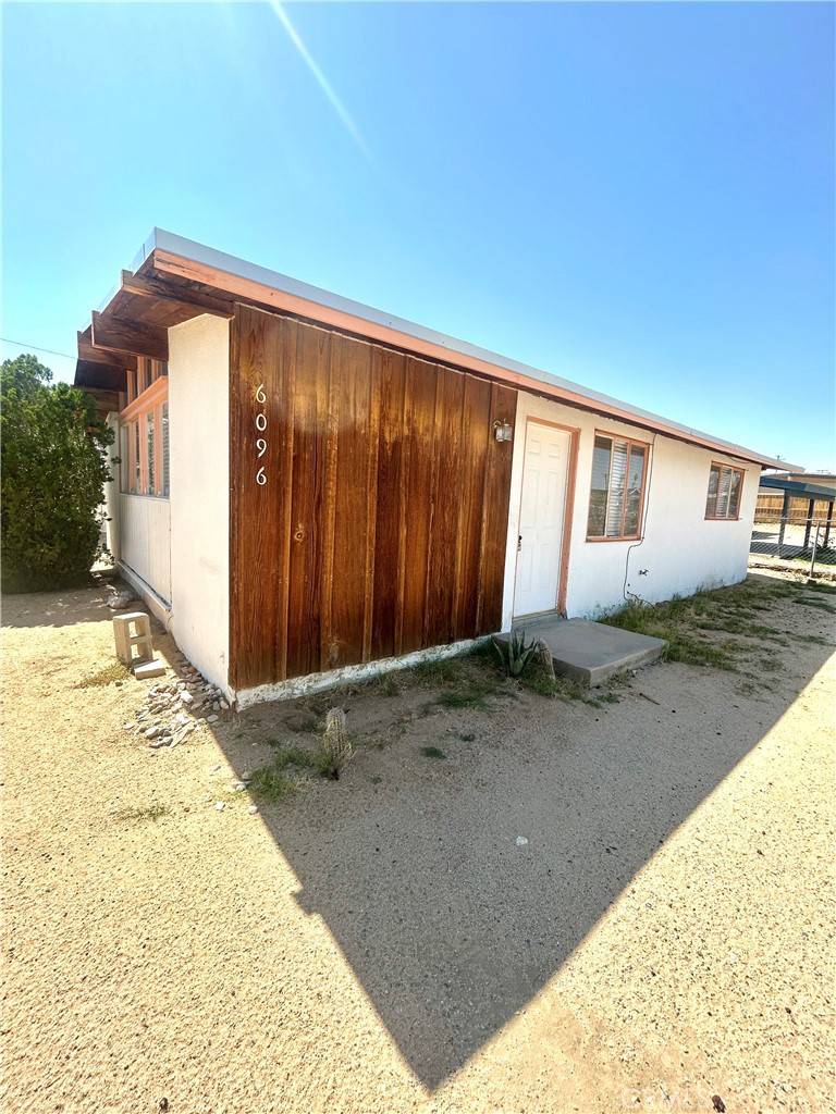 29 Palms, CA 92277,6096 Cahuilla AVE