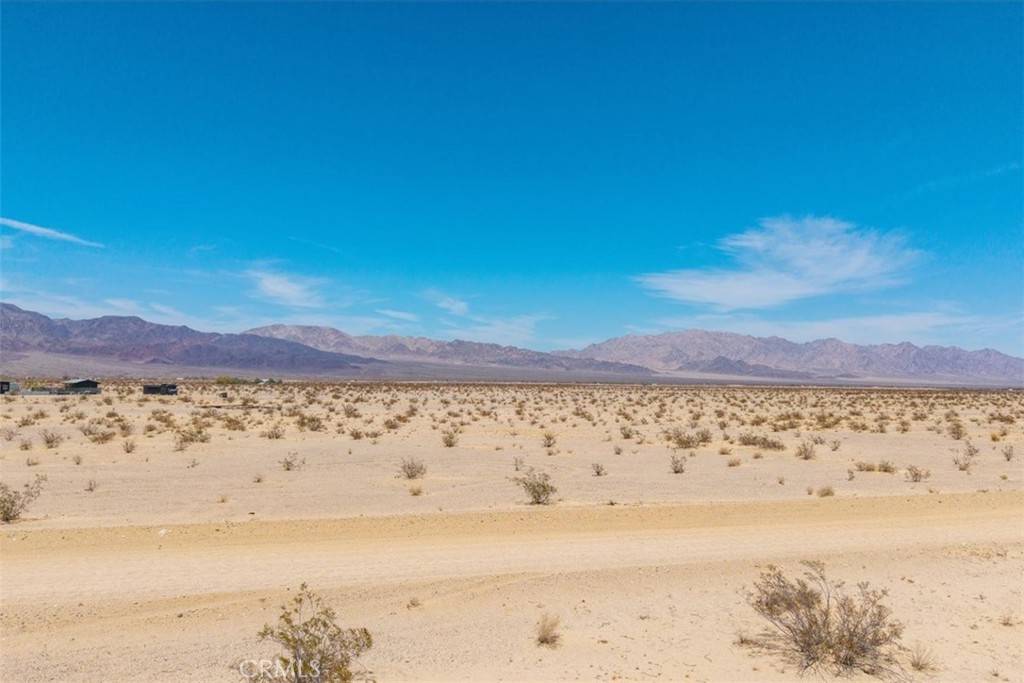 29 Palms, CA 92277,4461 Meriwether RD