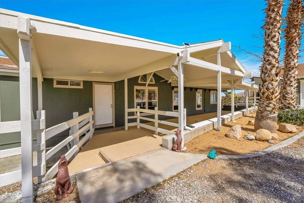Joshua Tree, CA 92252,7167 Sunny Vista RD