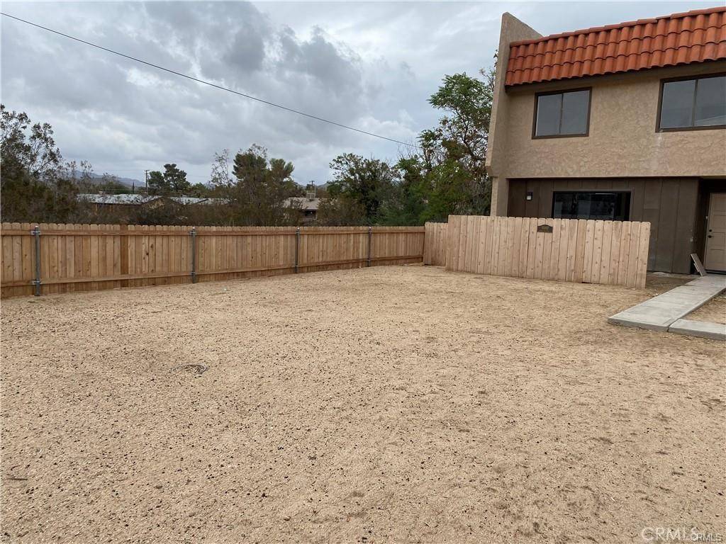 Yucca Valley, CA 92284,55897 Santa Fe TRL #8