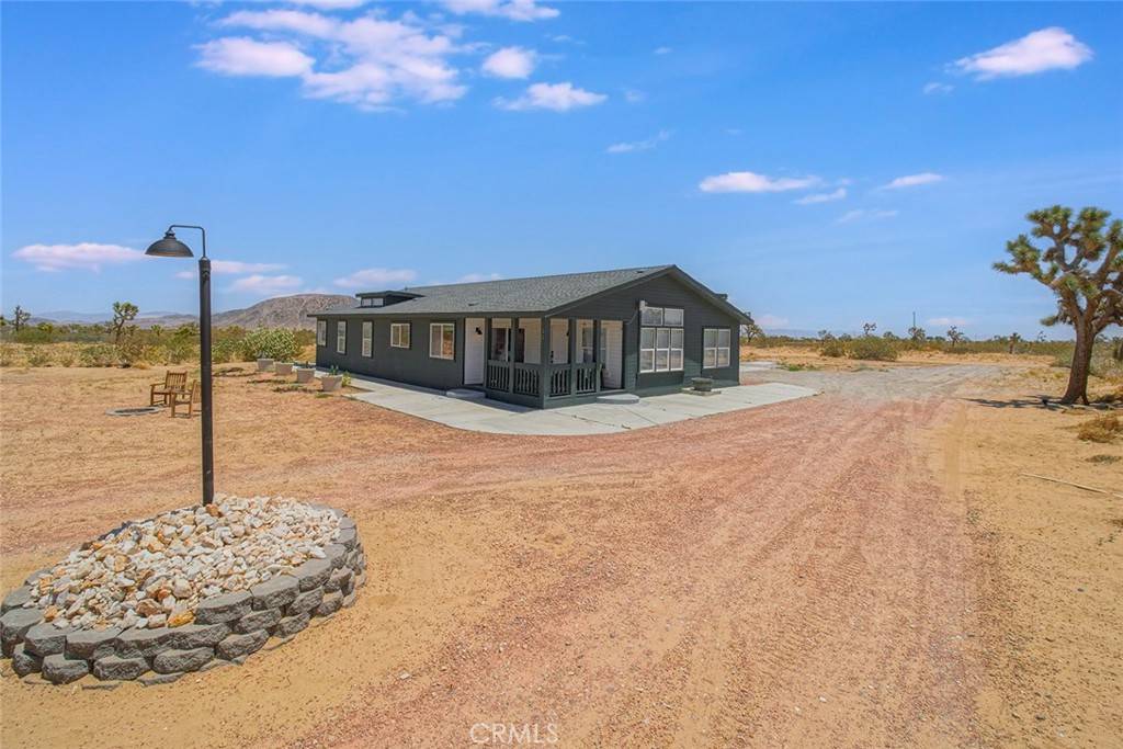 Landers, CA 92285,1001 Gibralter RD
