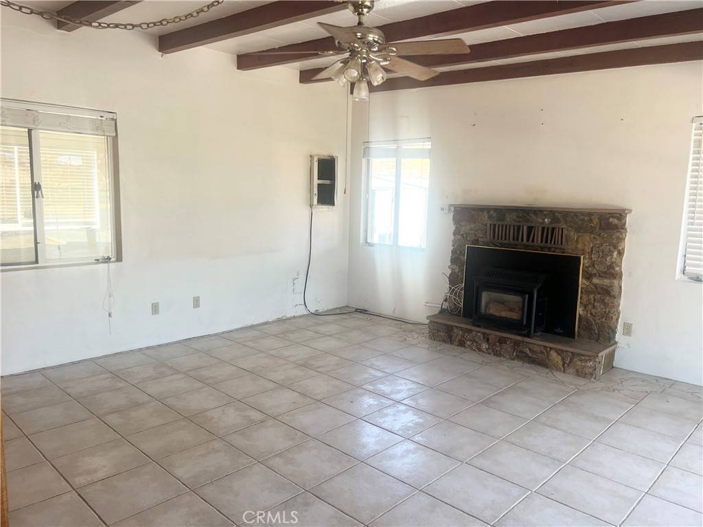 Joshua Tree, CA 92252,6124 El Reposo ST