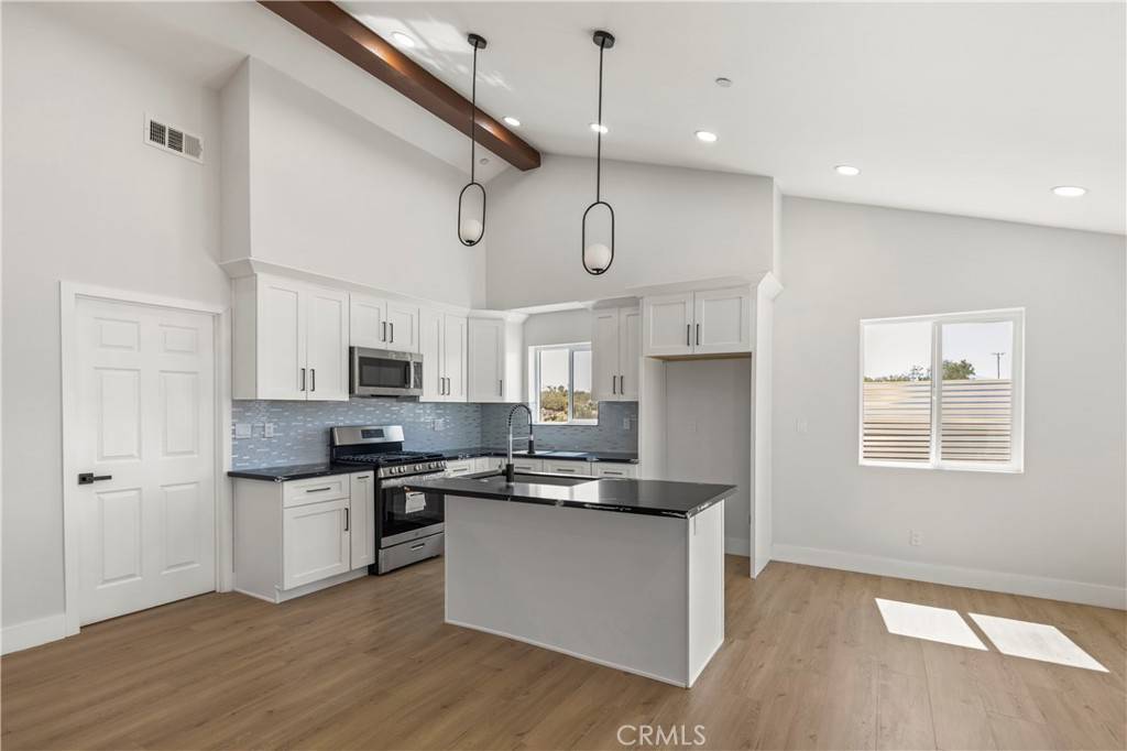 Yucca Valley, CA 92284,58424 Canterbury ST