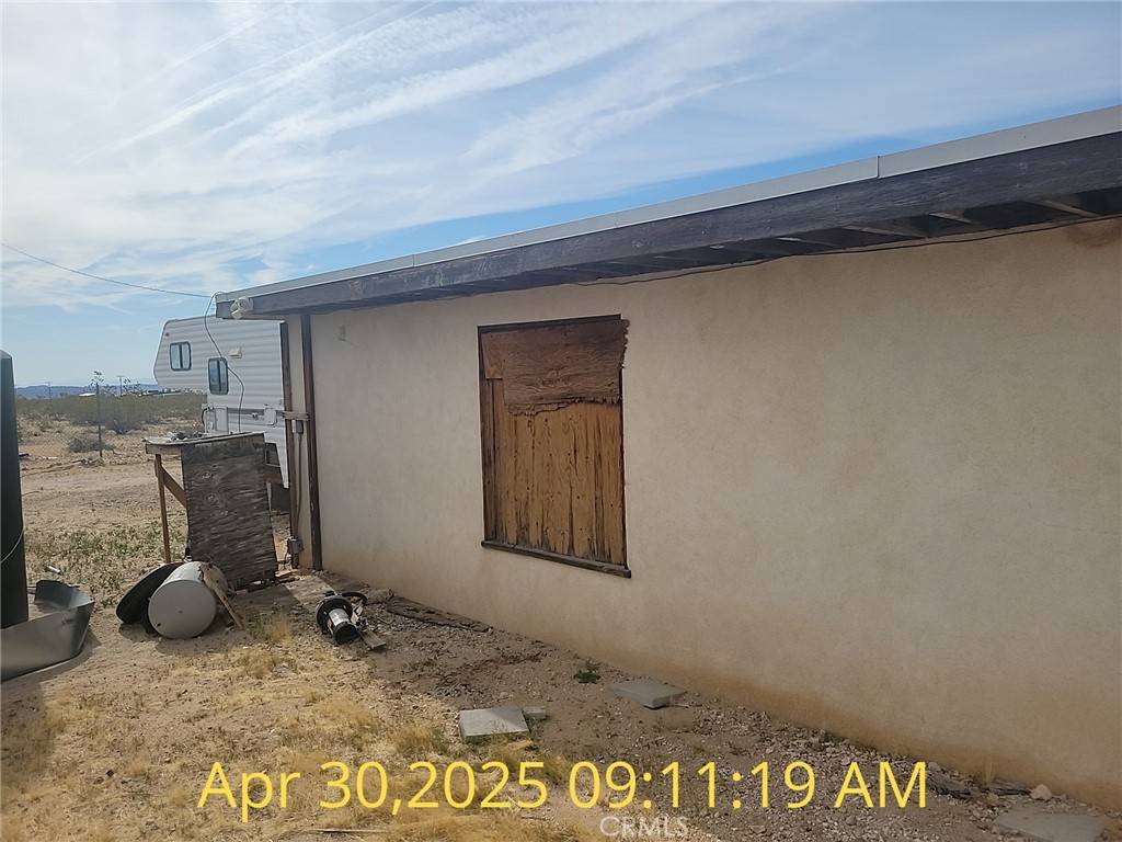 Joshua Tree, CA 92252,61276 La Brisa DR