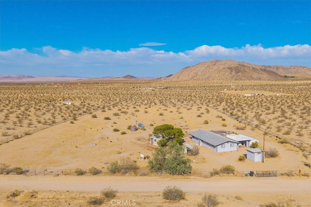 Landers, CA 92285,4773 Shawnee TRL