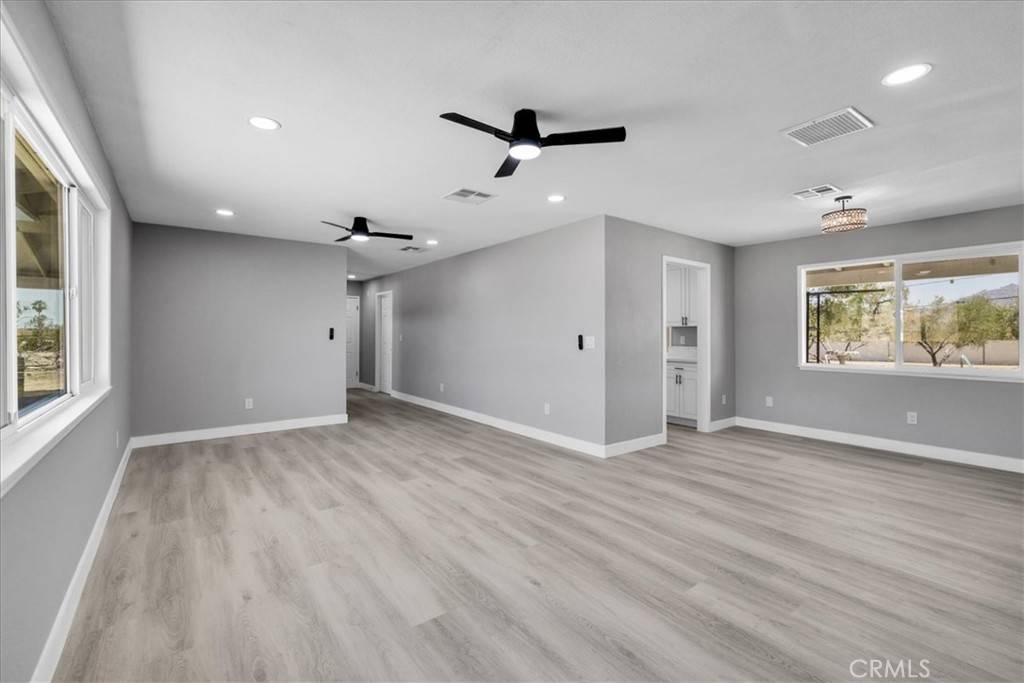 29 Palms, CA 92277,73575 Sunnyvale DR