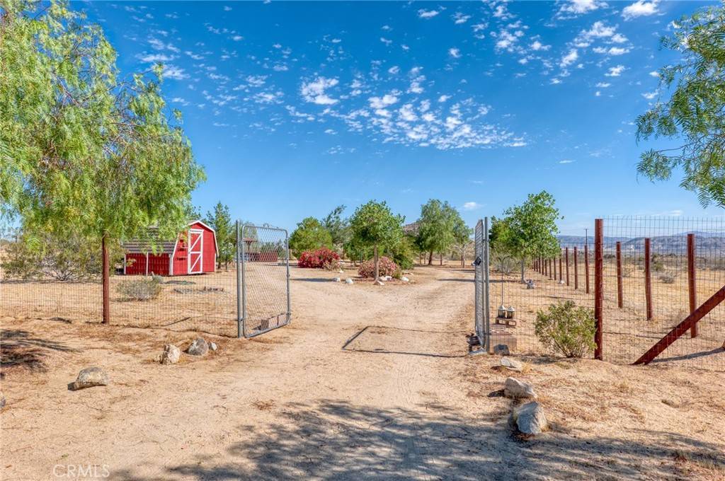 Landers, CA 92285,0 Kicks