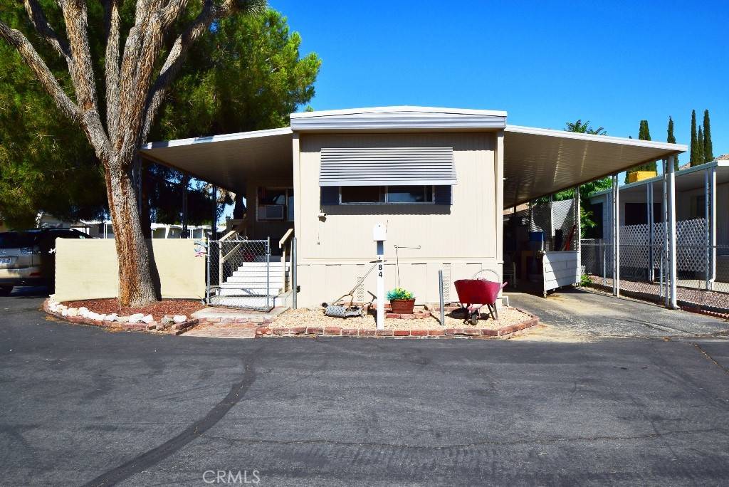 Yucca Valley, CA 92284,56254 29 Palms HWY #84