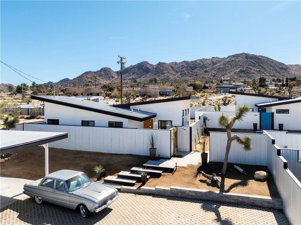 Joshua Tree, CA 92252,60271 Alta Loma DR #One