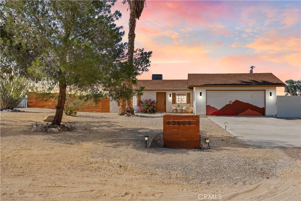 Joshua Tree, CA 92252,63608 Jadeite ST