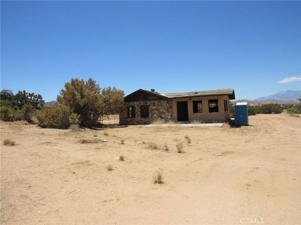 Yucca Valley, CA 92284,8626 La Contenta RD