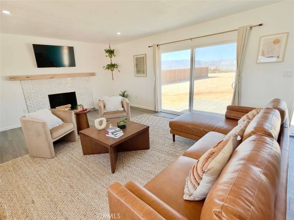 29 Palms, CA 92277,3191 Pearl Springs AVE