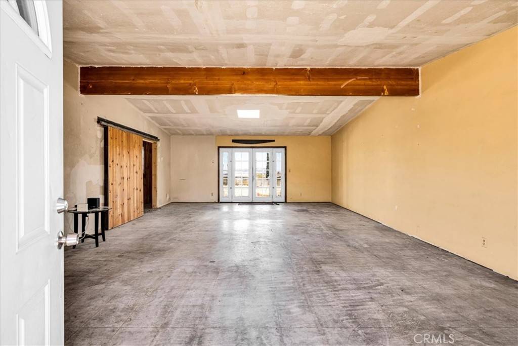 Joshua Tree, CA 92252,5177 Avenida Del Sol