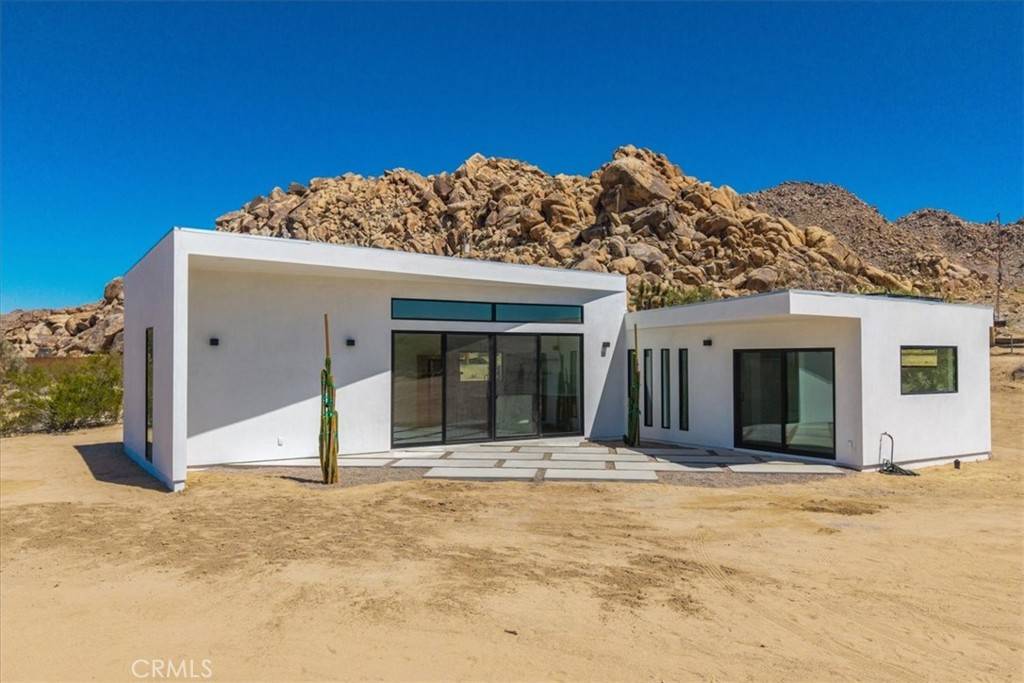 Joshua Tree, CA 92252,7192 Mount Shasta AVE