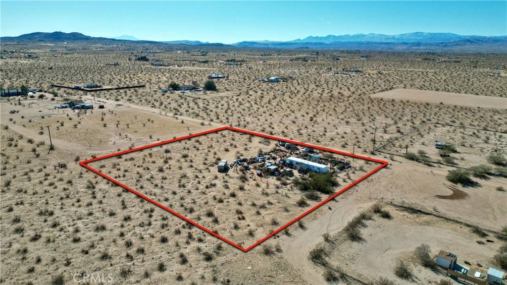 Landers, CA 92285,1825 Noble WAY