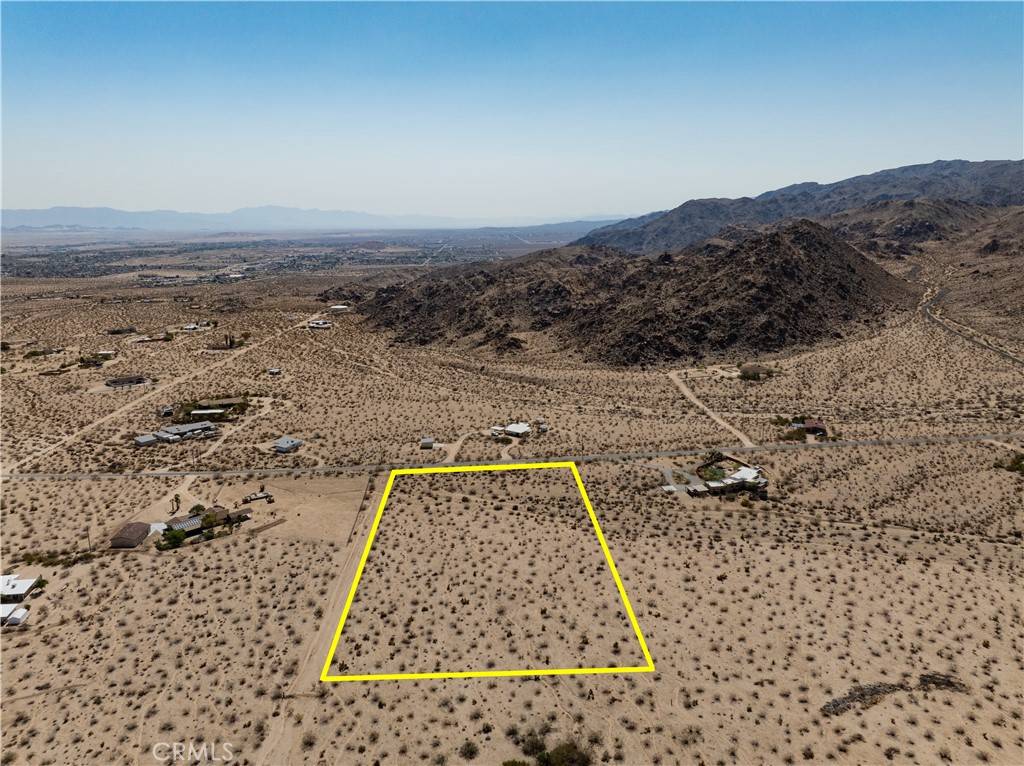 29 Palms, CA 92277,7054 Canyon RD