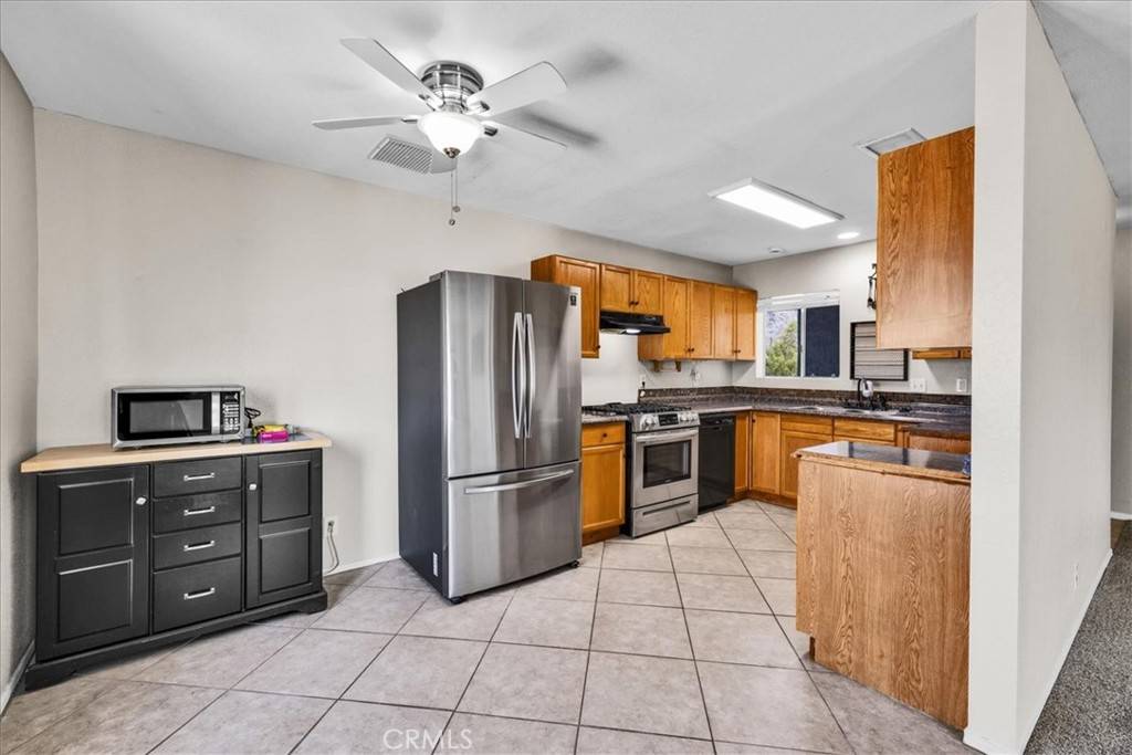 29 Palms, CA 92277,6614 Mojave AVE