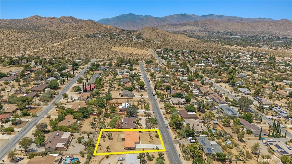 Yucca Valley, CA 92284,56595 Desert Gold DR