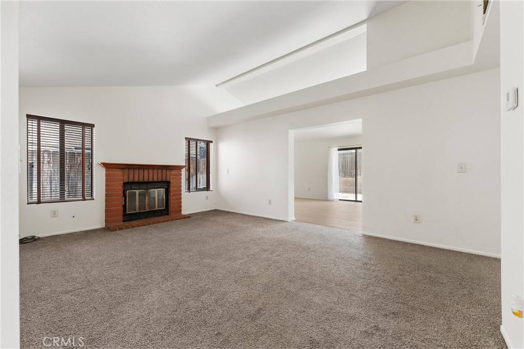 Palmdale, CA 93550,2258 Gregory AVE