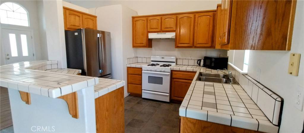 29 Palms, CA 92277,6748 Quail Spring AVE