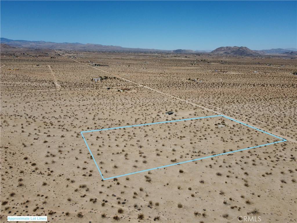 Joshua Tree, CA 92252,61869 Napa RD