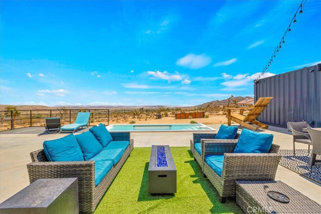 Joshua Tree, CA 92252,6816 Saddleback RD