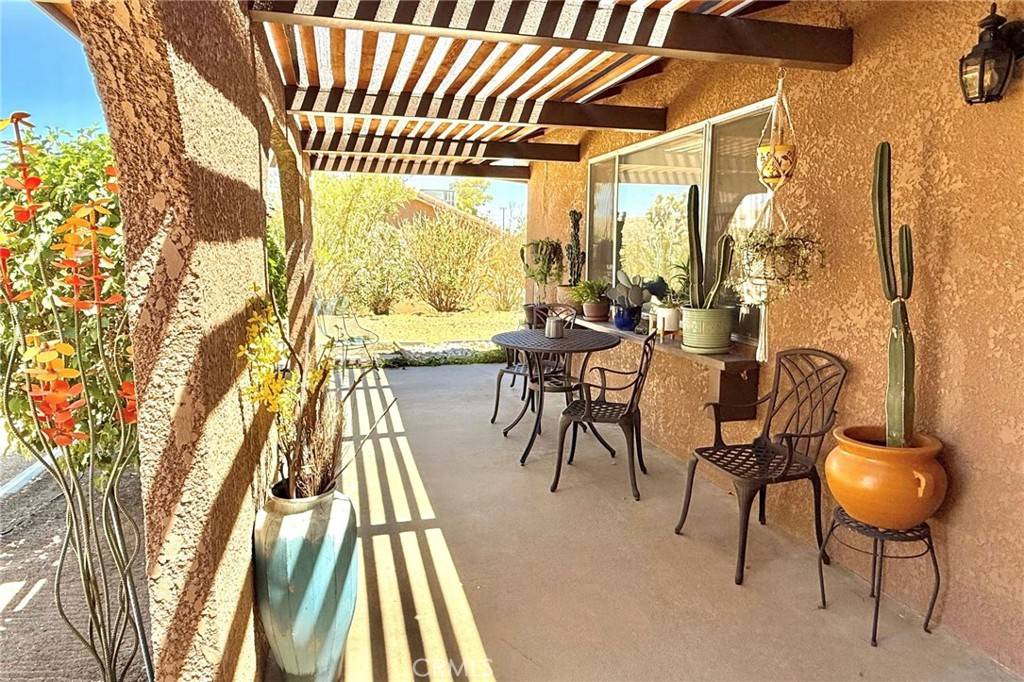 Yucca Valley, CA 92284,7157 La Habra Ave
