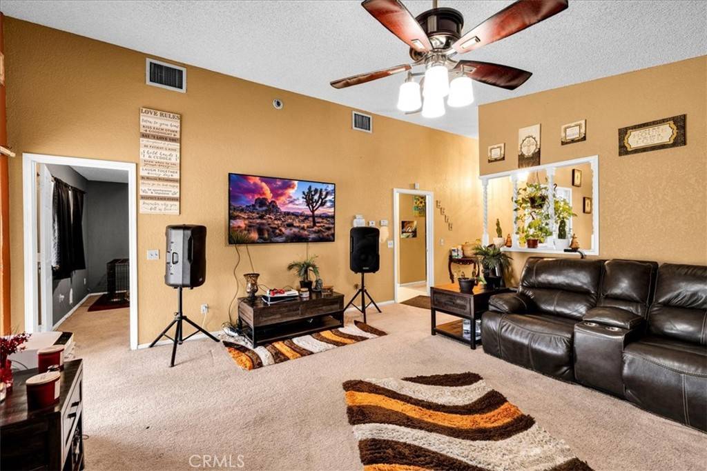 Yucca Valley, CA 92284,57616 Sierra WAY
