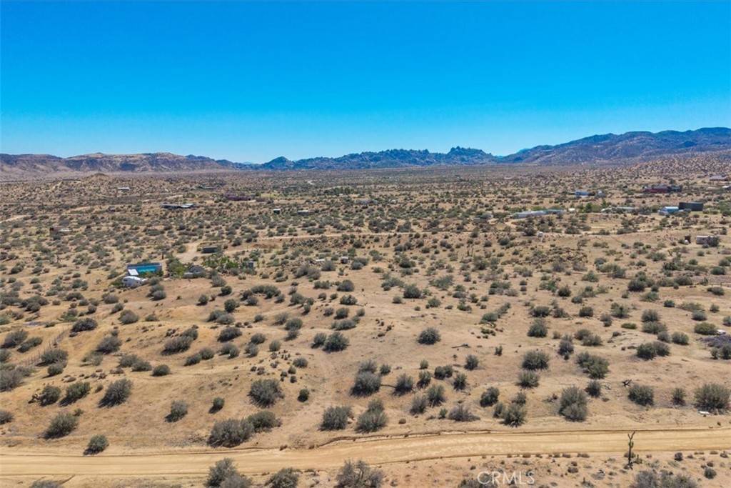 Pioneertown, CA 92284,51975 Latigo LN