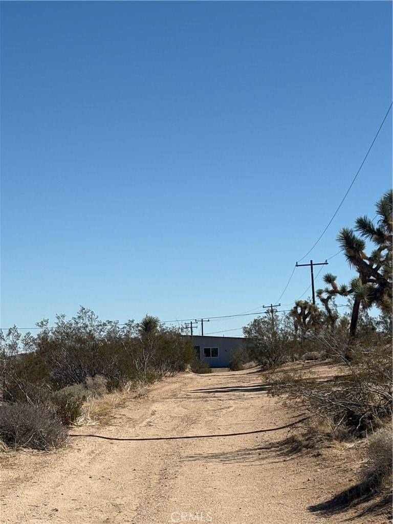 Joshua Tree, CA 92252,0 Melton