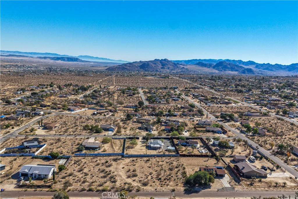 Joshua Tree, CA 92252,7201 Olympic RD