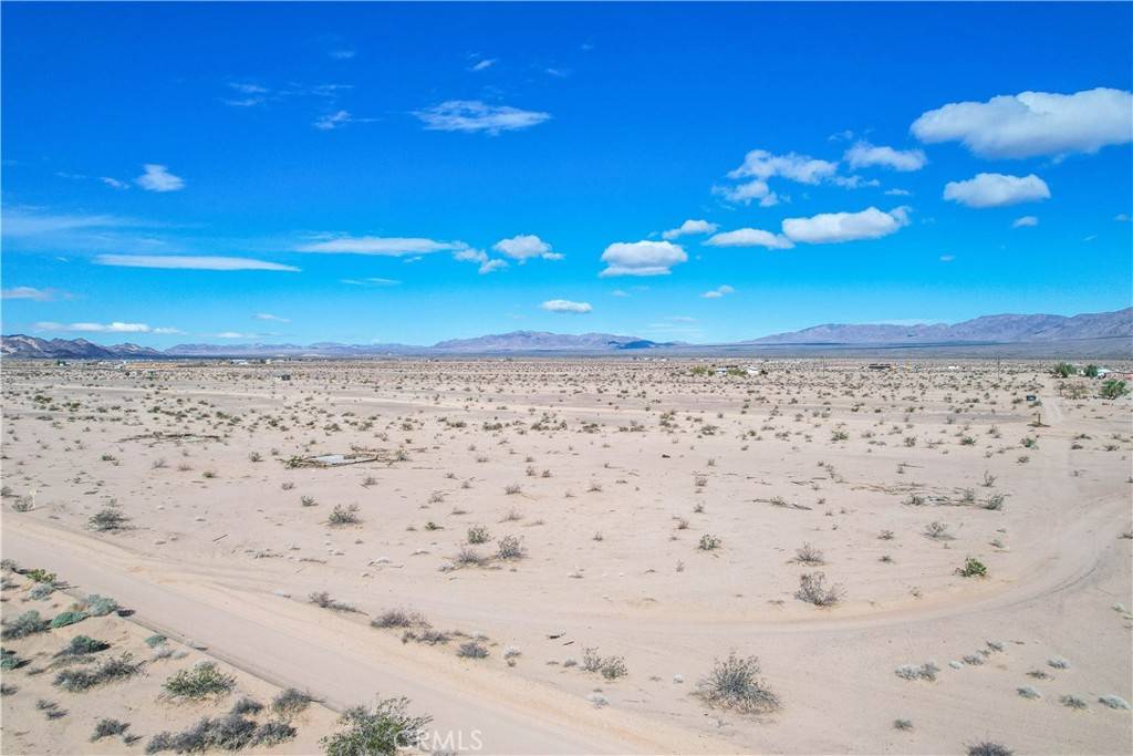 29 Palms, CA 92277,82480 Pipeline RD
