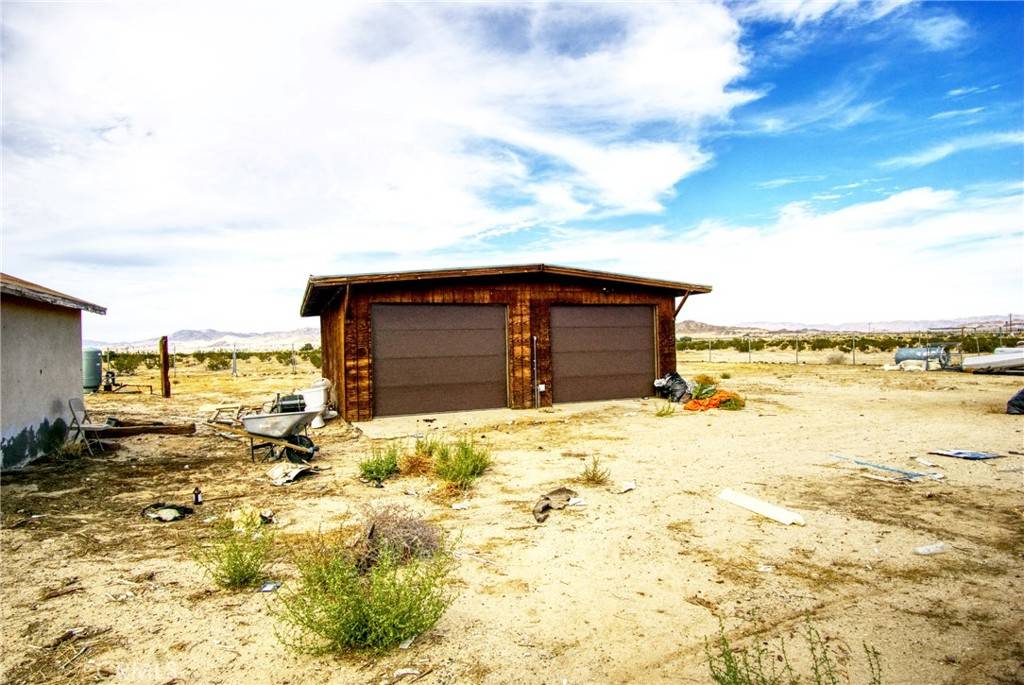 29 Palms, CA 92277,73510 Indian TRL