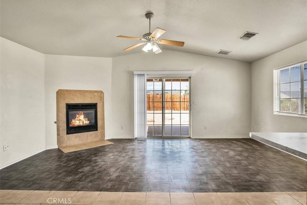 29 Palms, CA 92277,5564 Mariposa