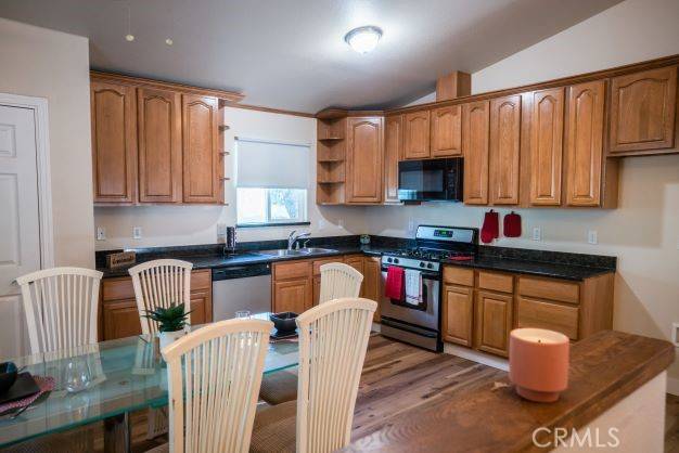 Clearlake, CA 95422,4695 W 40th ST