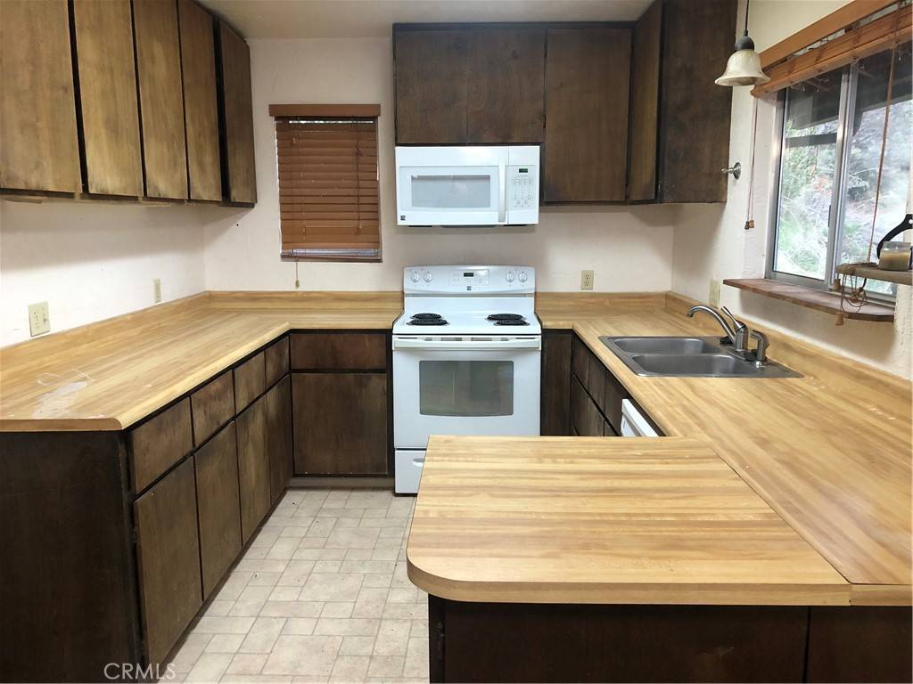 Clearlake Oaks, CA 95423,11664 Lakeview DR