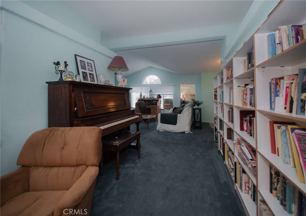 Clearlake Oaks, CA 95423,2905 Spring Valley RD