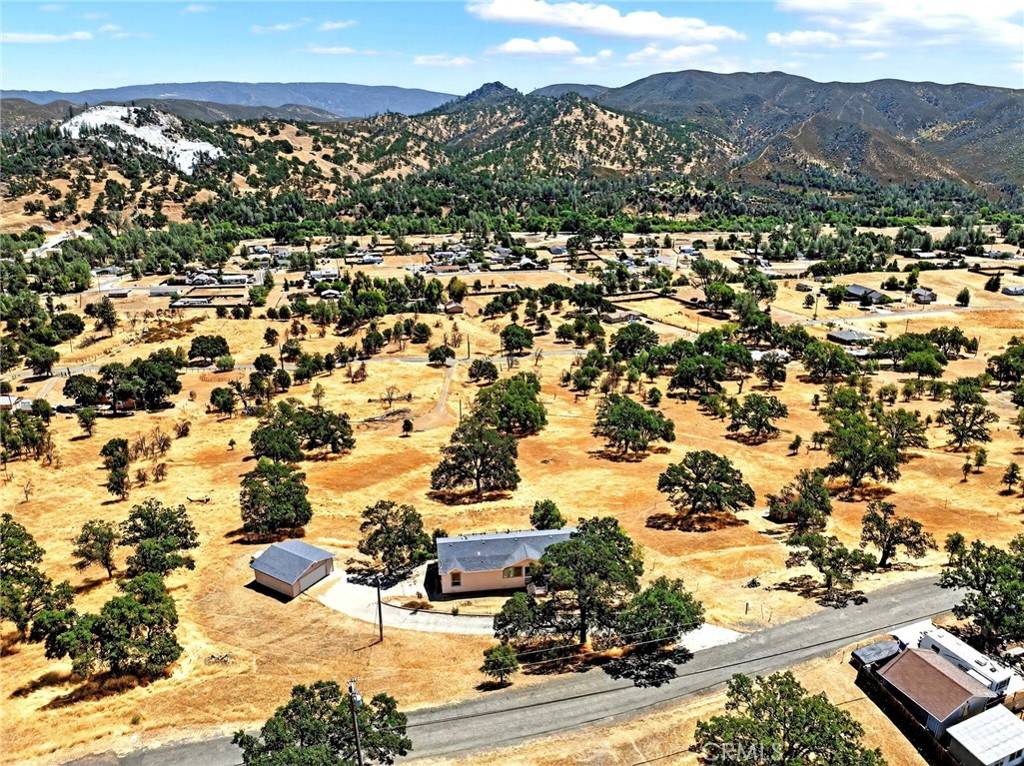 Clearlake Oaks, CA 95423,2564 Indian Hill RD