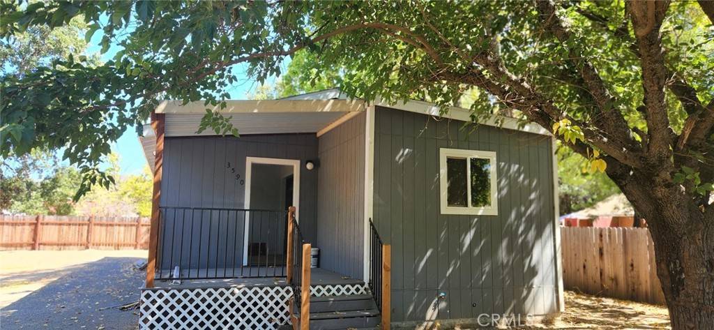 Clearlake, CA 95422,3590 Redwood ST