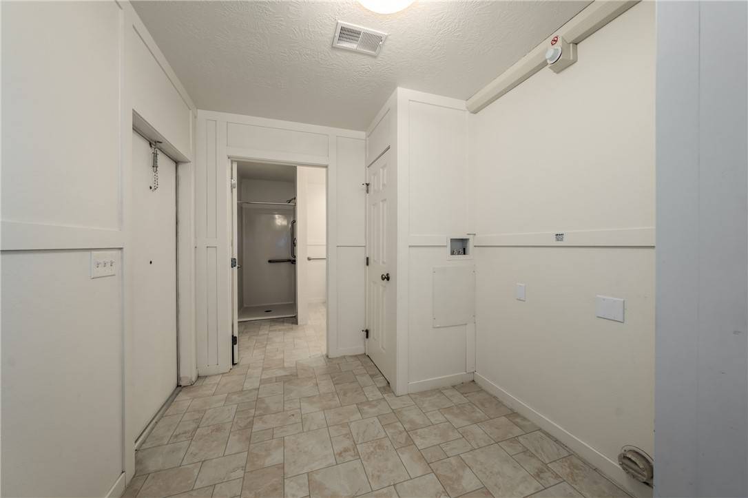 Lakeport, CA 95453,3555 Lakeshore BLVD #13