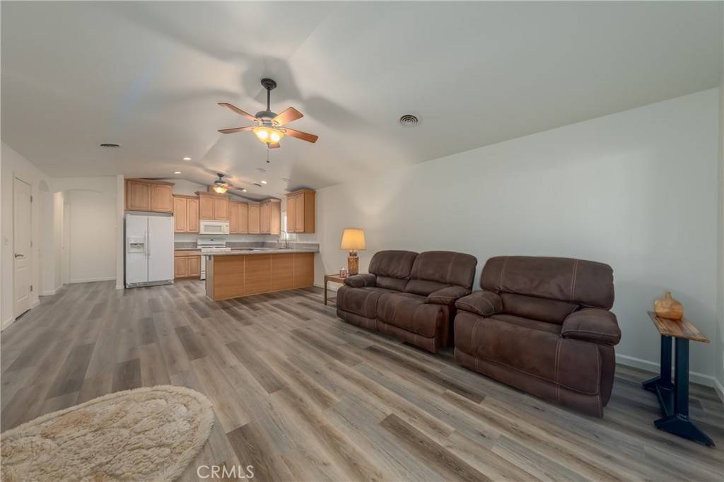 Clearlake, CA 95422,3240 10th ST