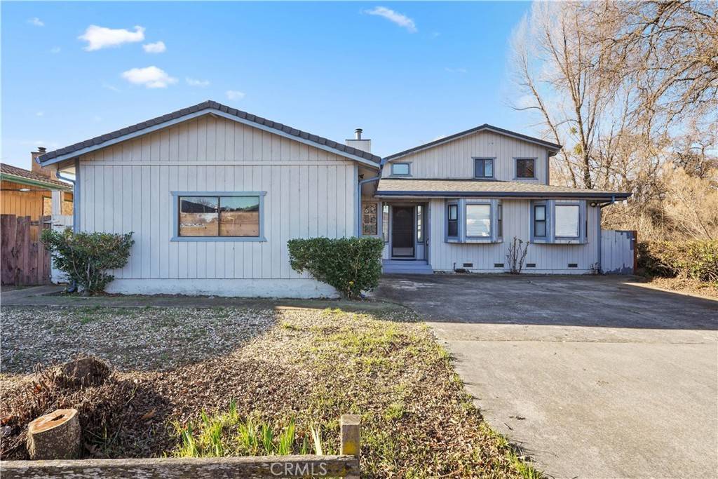 Clearlake, CA 95422,15177 Harbor LN