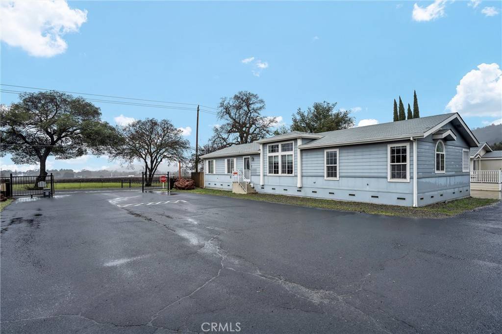 Clearlake Oaks, CA 95423,400 Sulphur Bank DR #24