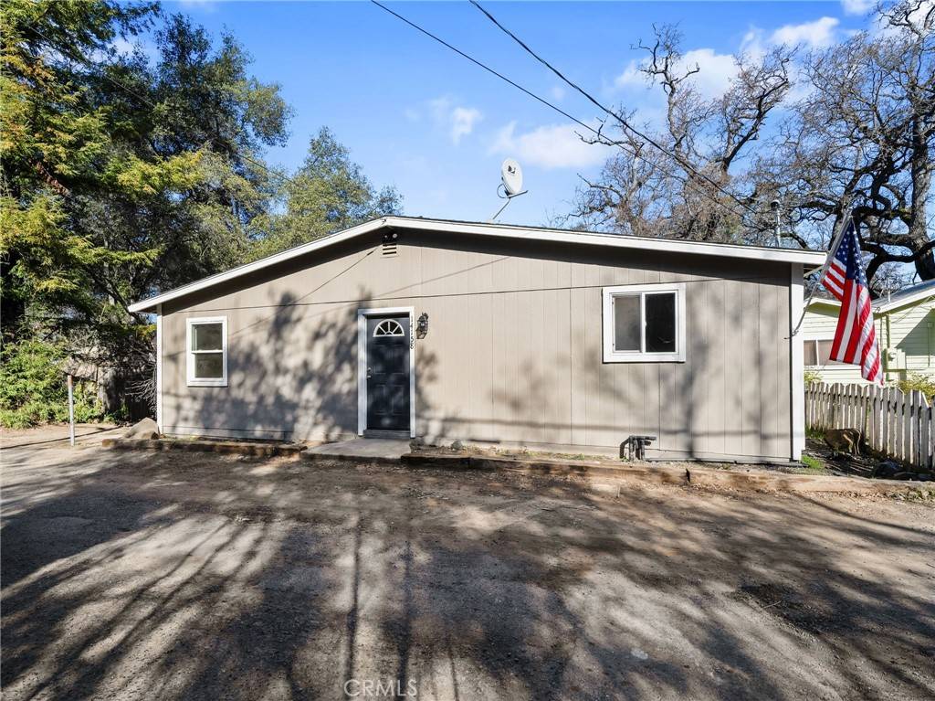Clearlake, CA 95422,14158 Villa WAY