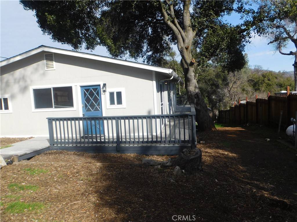 Clearlake, CA 95422,14370 Ridge RD