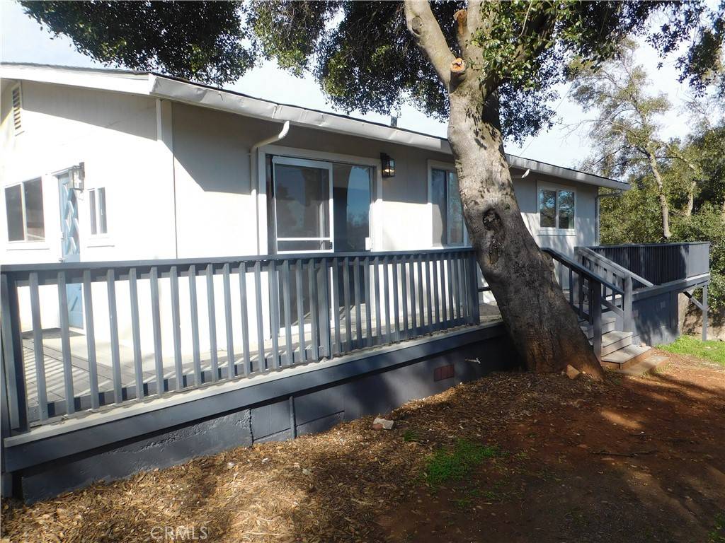 Clearlake, CA 95422,14370 Ridge RD