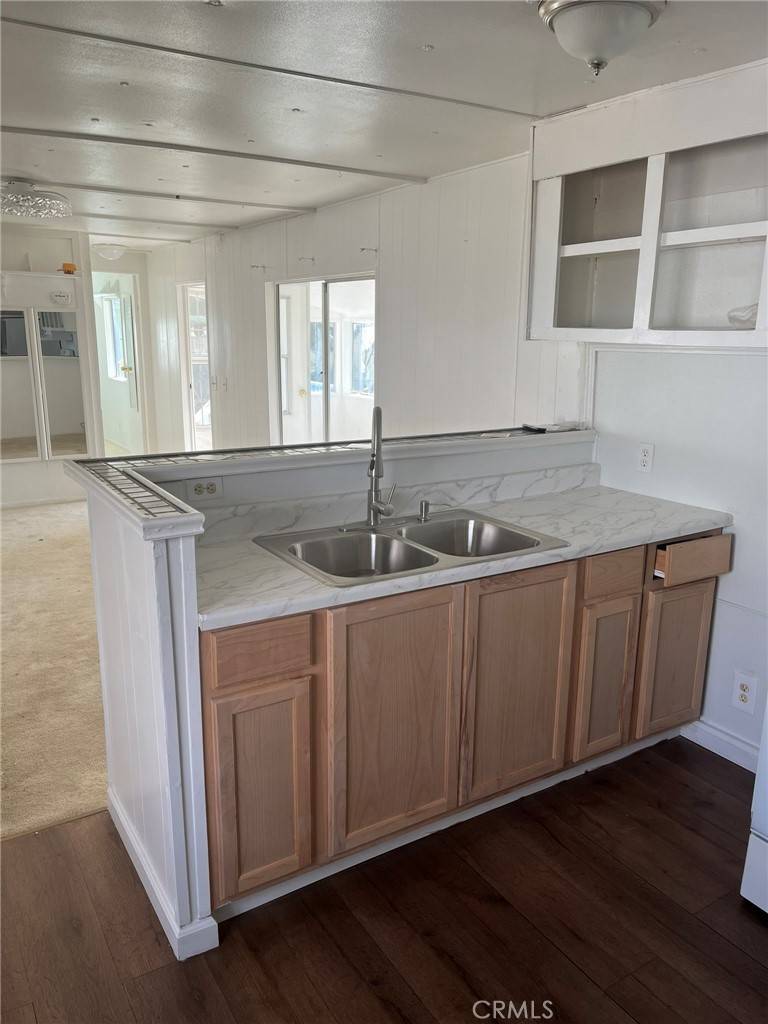 Lucerne, CA 95458,5890 E Highway 20 #11