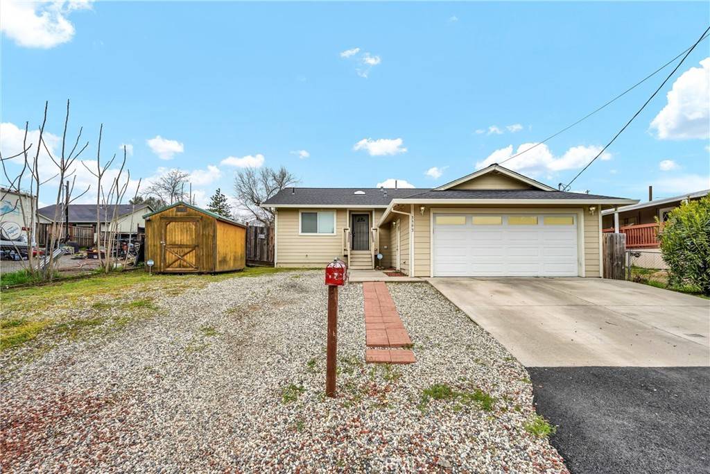 Clearlake, CA 95422,3593 Peony St